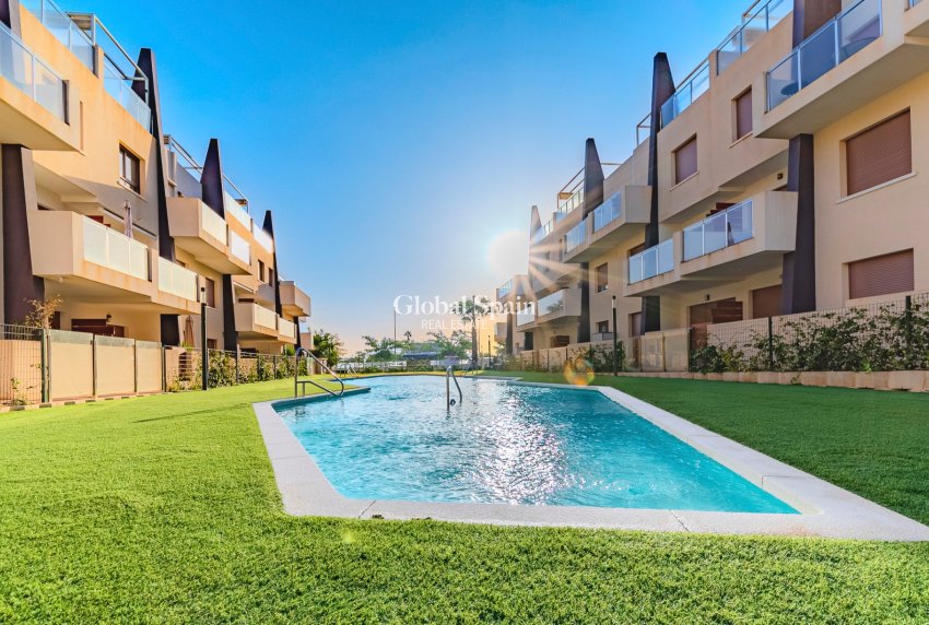 Resale - Penthouse -
PILAR DE LA HORADADA - MIL PALMERAS 