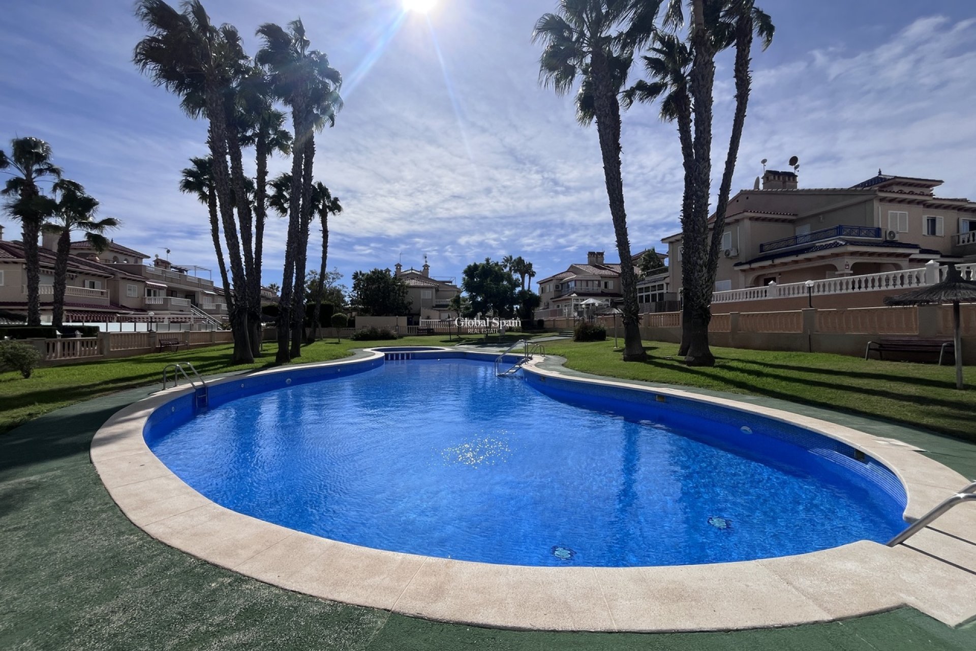 Resale - PENTHOUSE -
PLAYA FLAMENCA - Costa Blanca