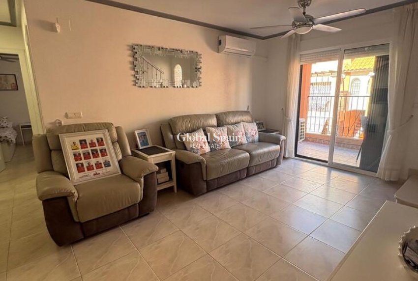 Resale - PENTHOUSE -
PLAYA FLAMENCA - Costa Blanca