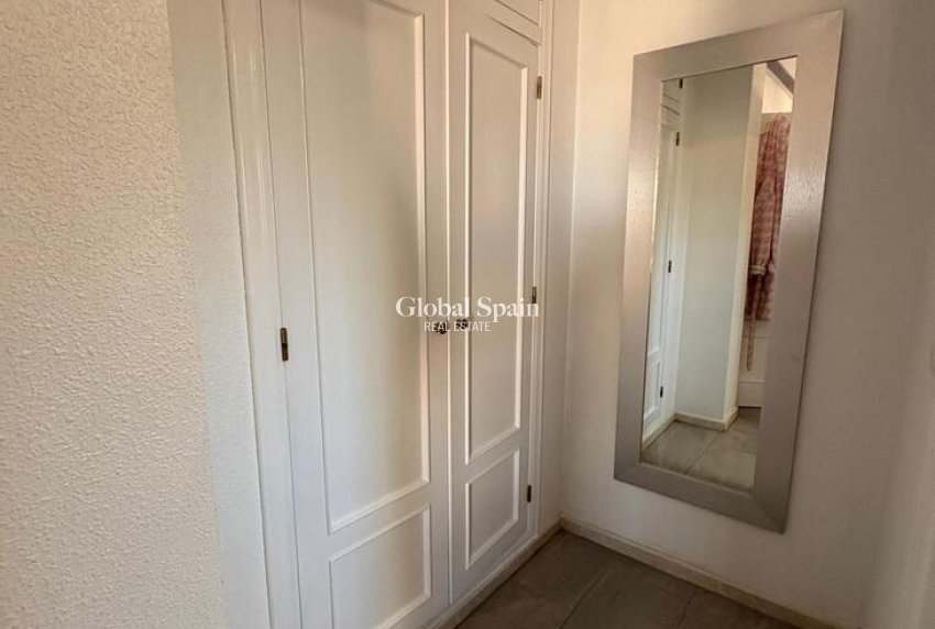 Resale - PENTHOUSE -
PLAYA FLAMENCA - Costa Blanca