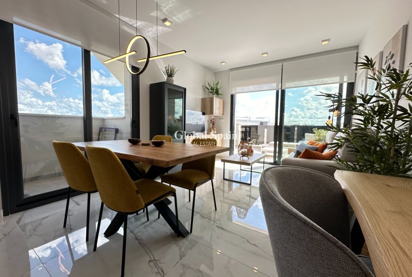 Resale - Penthouse -
PLAYA FLAMENCA