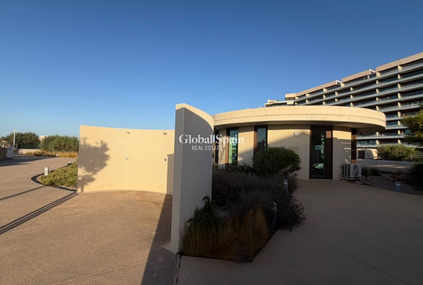 Resale - PENTHOUSE -
PLAYA HONDA - Costa Calida