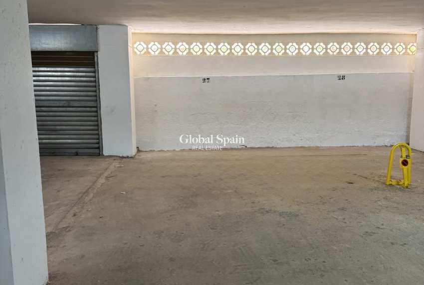 Resale - PENTHOUSE -
PUNTA PRIMA - Costa Blanca