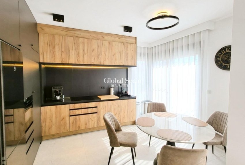 Resale - PENTHOUSE -
SAN MIGUEL DE SALINAS - Costa Blanca