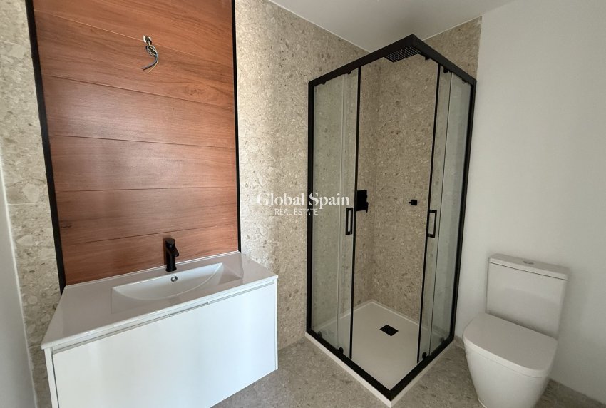 Resale - PENTHOUSE -
SAN MIGUEL DE SALINAS - Inland