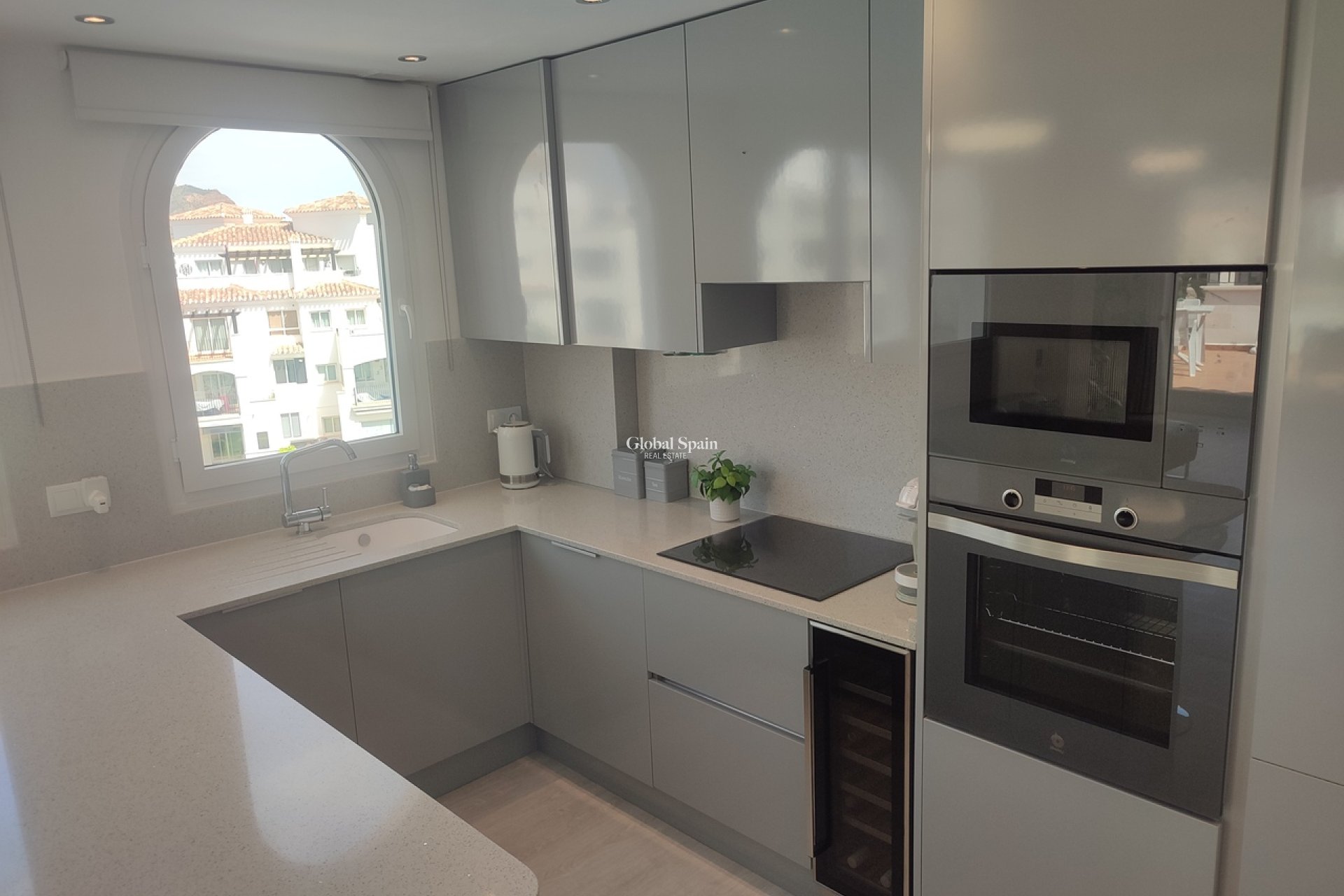 Resale - PENTHOUSE -
SUCINA - Inland