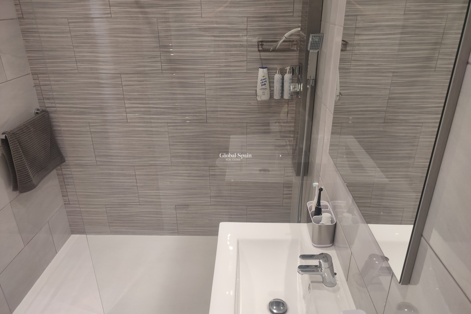Resale - PENTHOUSE -
SUCINA - Inland