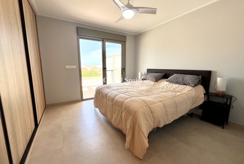 Resale - PENTHOUSE -
TORRE DE LA HORADADA - Costa Blanca