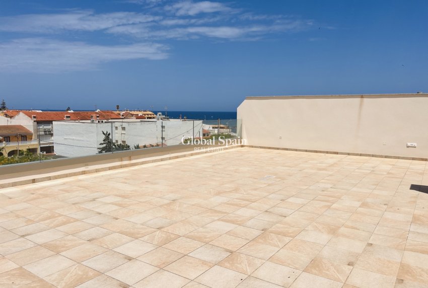 Resale - PENTHOUSE -
TORRE DE LA HORADADA - Costa Blanca