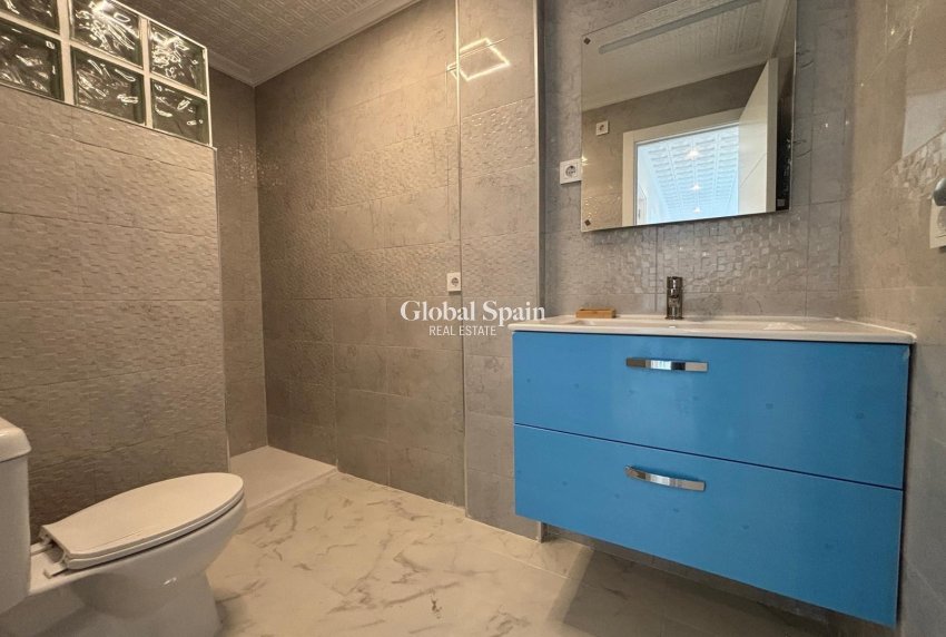 Resale - PENTHOUSE -
TORREVIEJA - Acequion