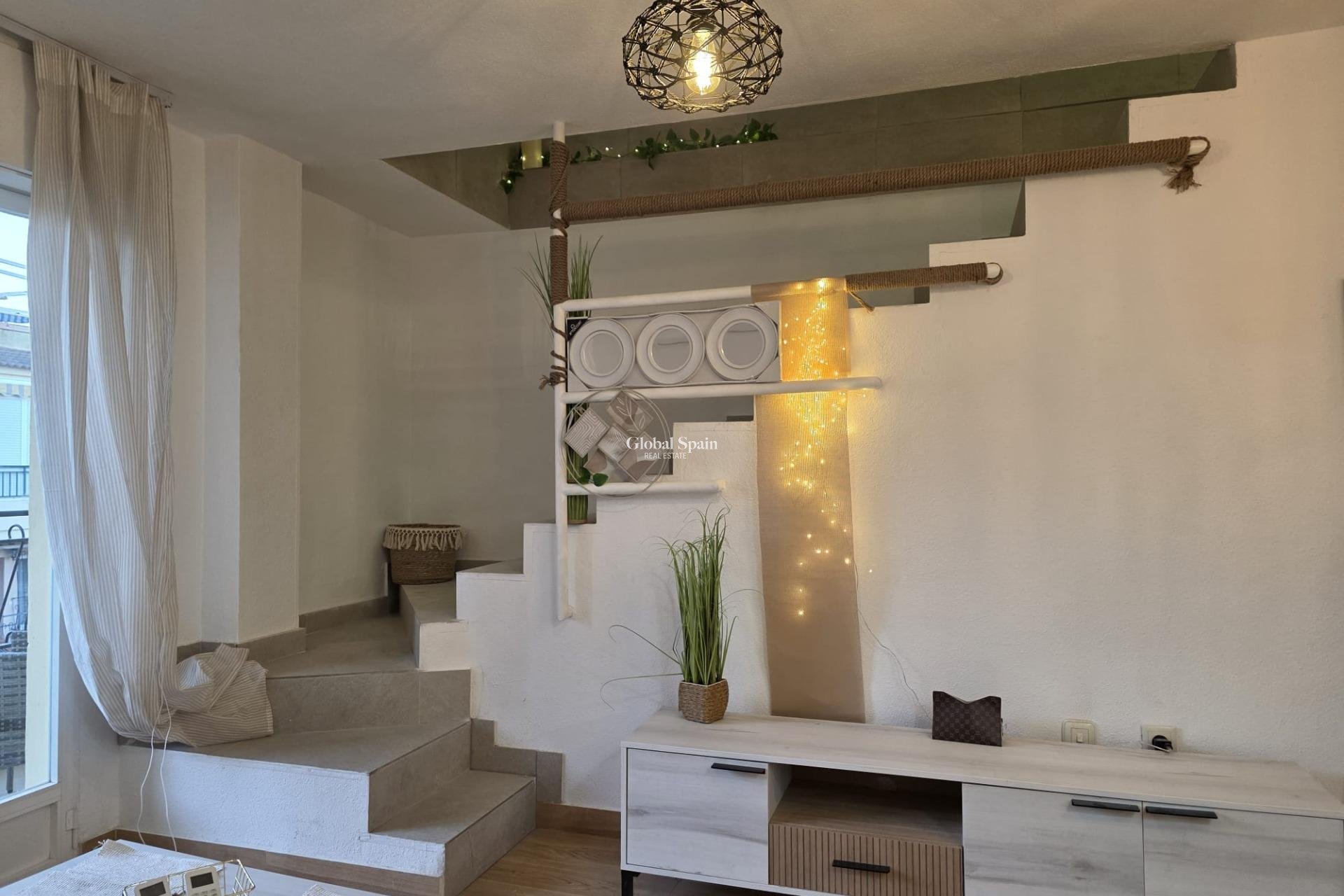 Resale - PENTHOUSE -
TORREVIEJA - Cala Ferris