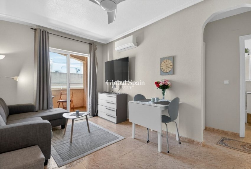 Resale - PENTHOUSE -
TORREVIEJA - Calas Blancas