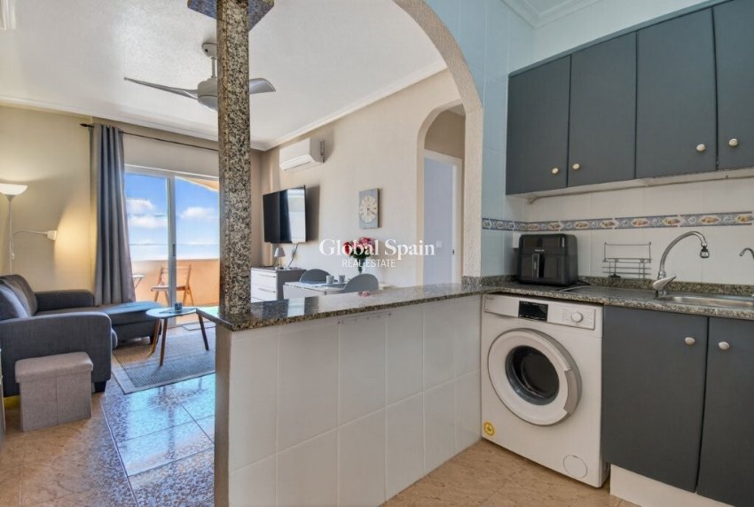 Resale - PENTHOUSE -
TORREVIEJA - Calas Blancas