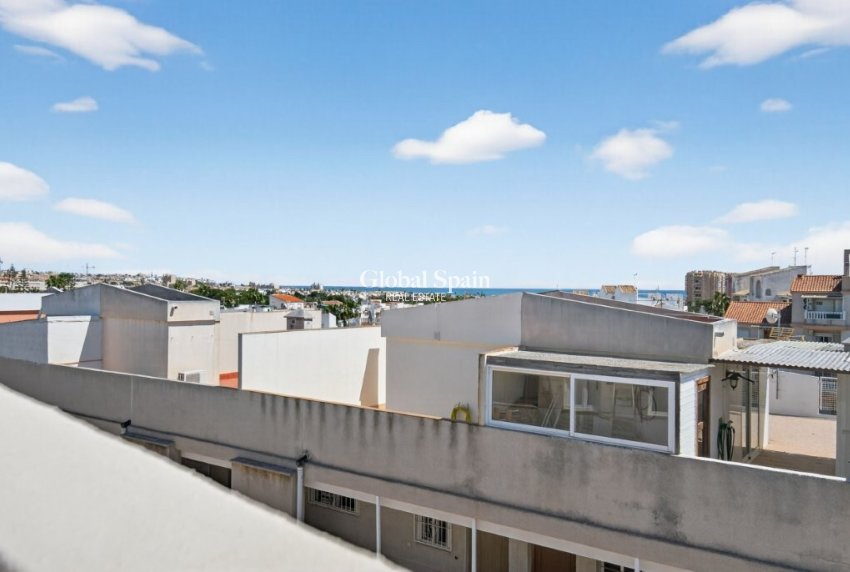 Resale - PENTHOUSE -
TORREVIEJA - Calas Blancas