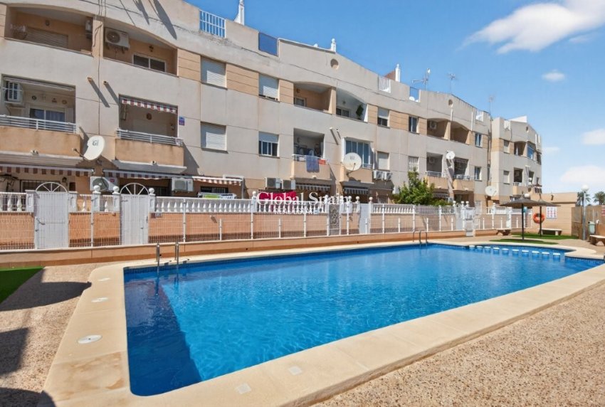 Resale - PENTHOUSE -
TORREVIEJA - Calas Blancas