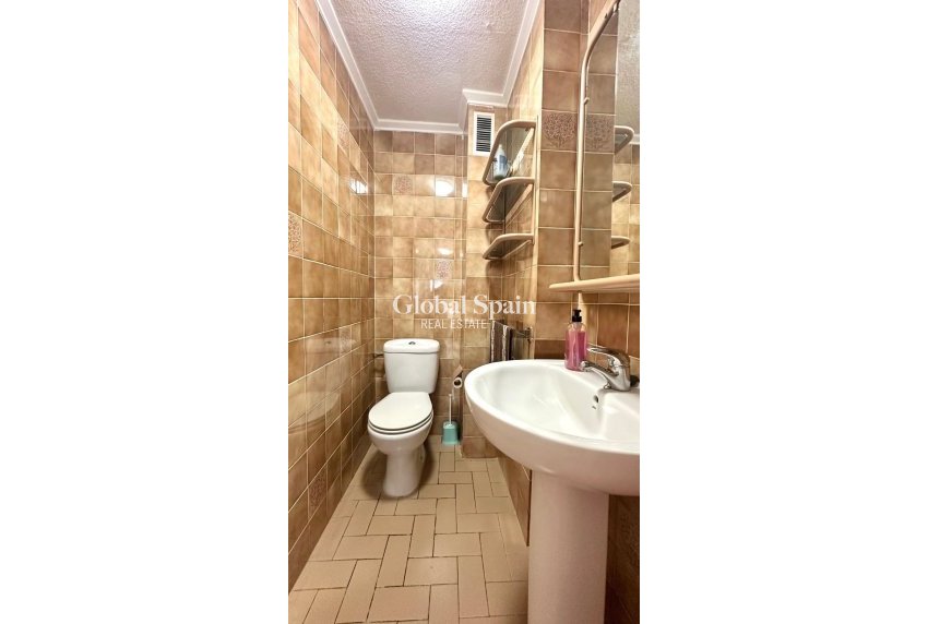 Resale - PENTHOUSE -
TORREVIEJA - Center