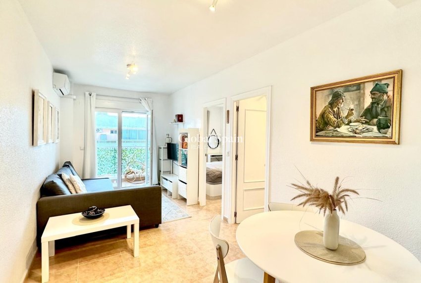 Resale - PENTHOUSE -
TORREVIEJA - Center