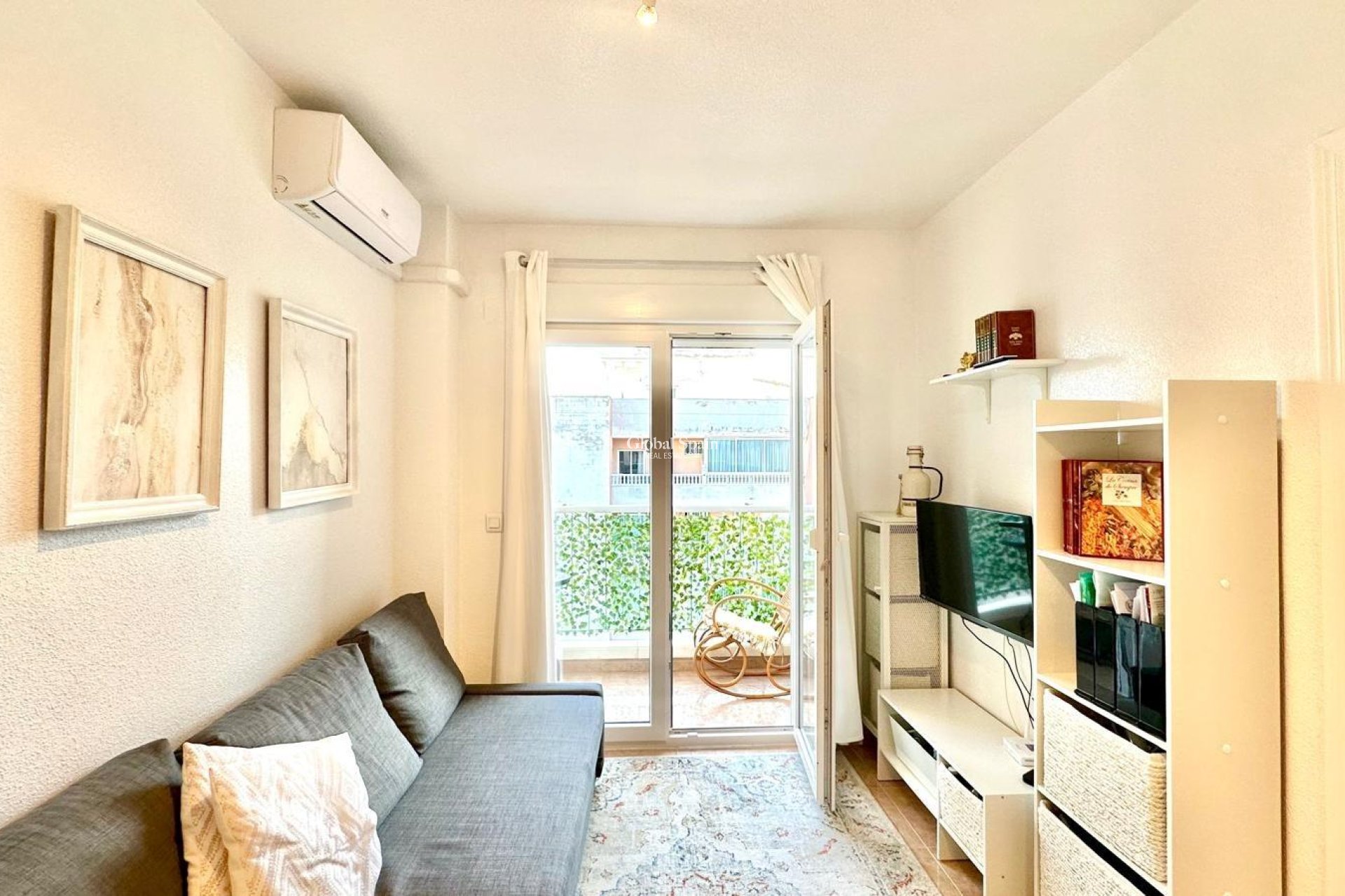 Resale - PENTHOUSE -
TORREVIEJA - Center