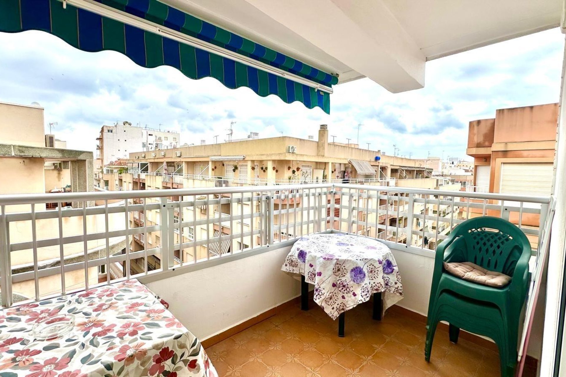 Resale - PENTHOUSE -
TORREVIEJA - Center