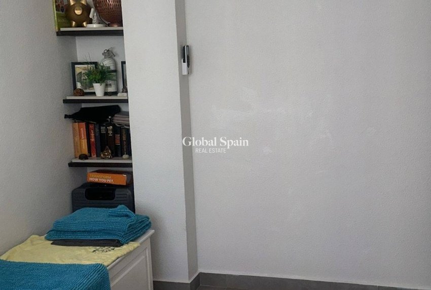 Resale - PENTHOUSE -
TORREVIEJA - Center