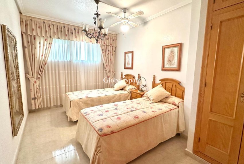 Resale - PENTHOUSE -
TORREVIEJA - Center
