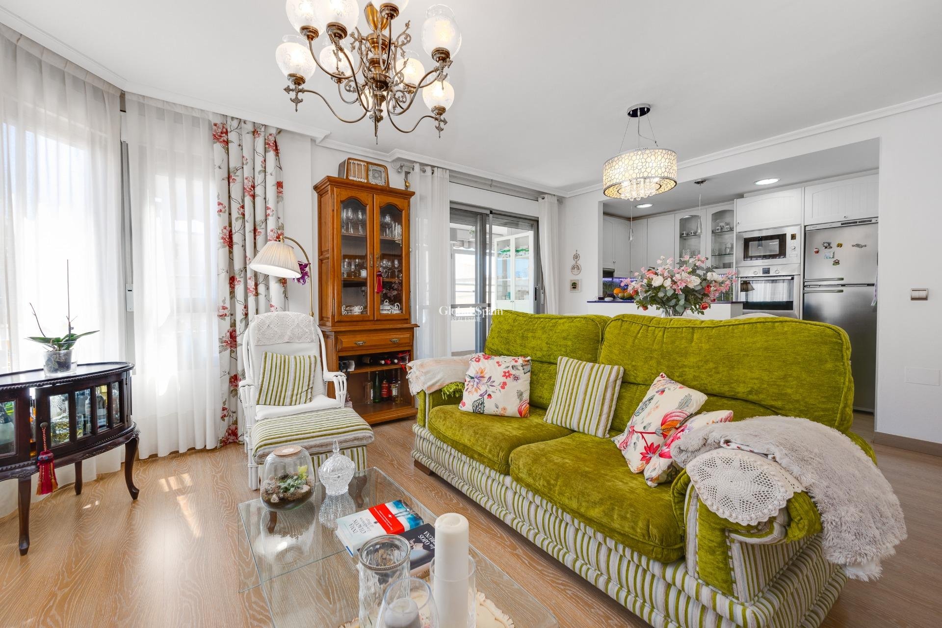 Resale - PENTHOUSE -
TORREVIEJA - Center