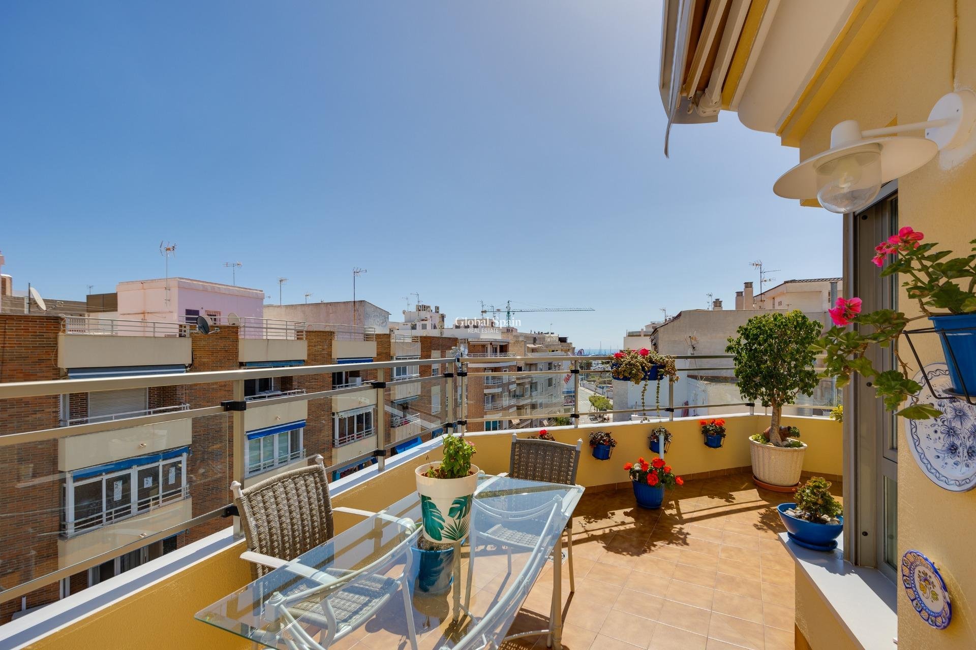 Resale - PENTHOUSE -
TORREVIEJA - Center