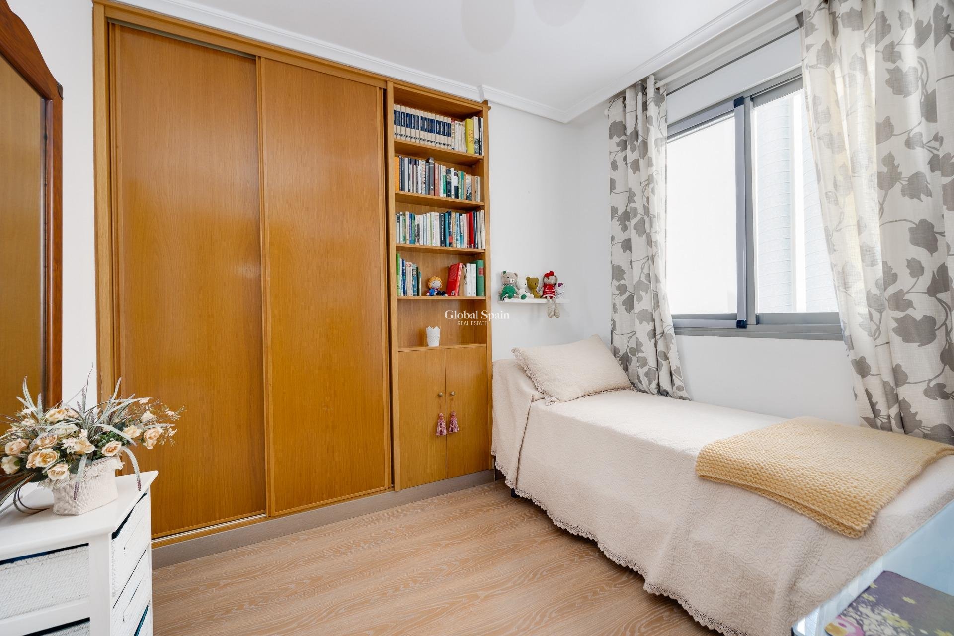 Resale - PENTHOUSE -
TORREVIEJA - Center