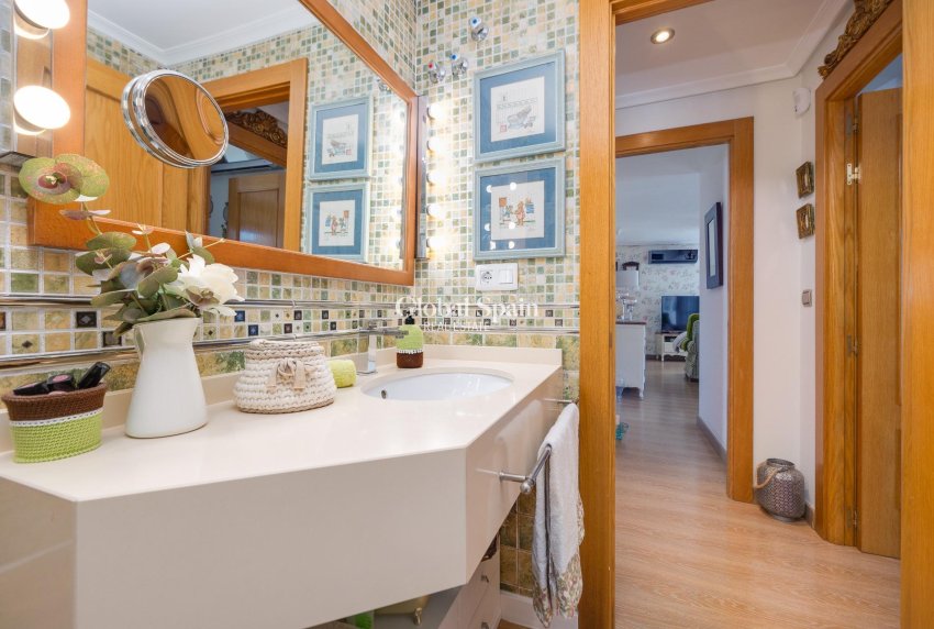 Resale - PENTHOUSE -
TORREVIEJA - Center