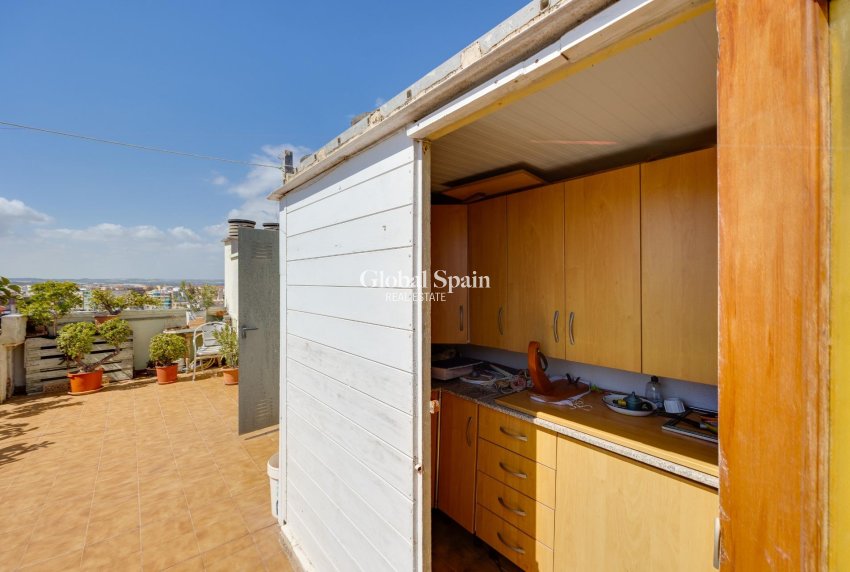 Resale - PENTHOUSE -
TORREVIEJA - Center