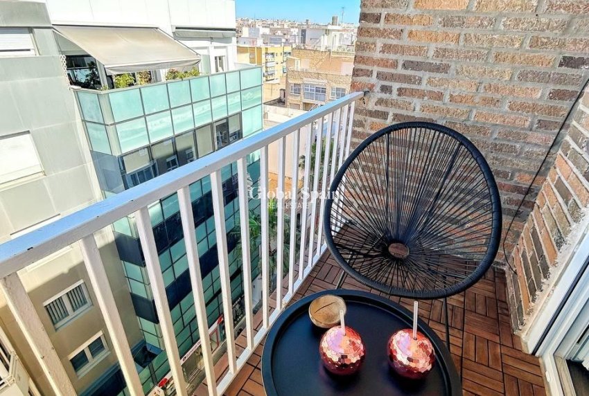 Resale - PENTHOUSE -
TORREVIEJA - Center