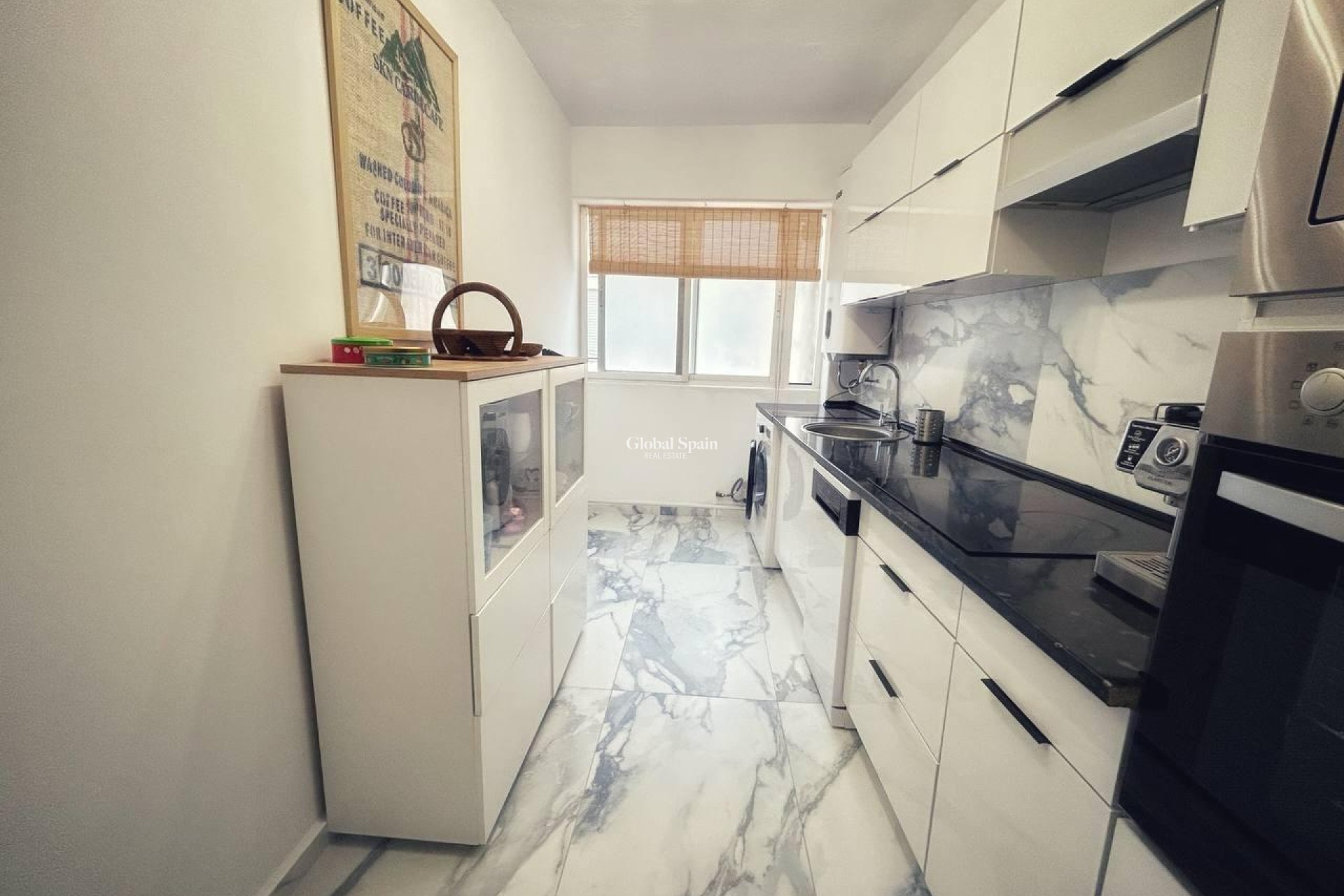 Resale - PENTHOUSE -
TORREVIEJA - Center
