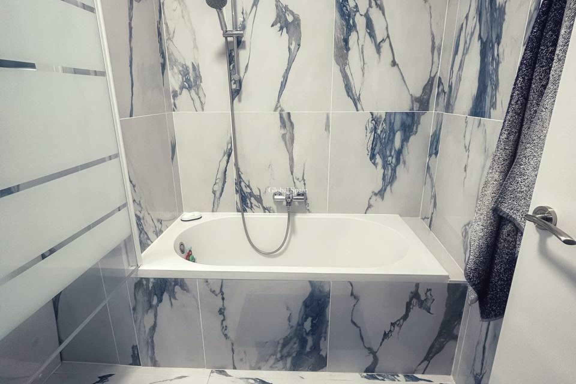 Resale - PENTHOUSE -
TORREVIEJA - Center
