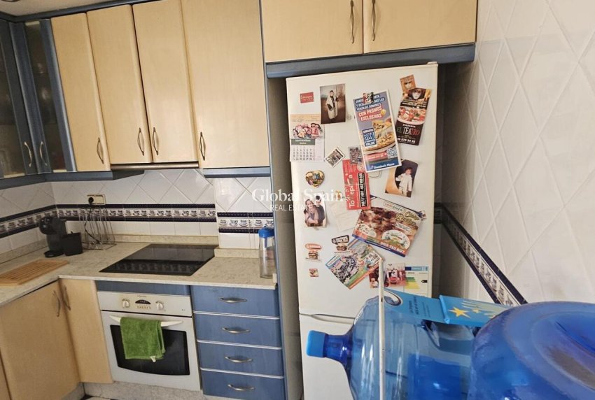 Resale - PENTHOUSE -
TORREVIEJA - CENTRE