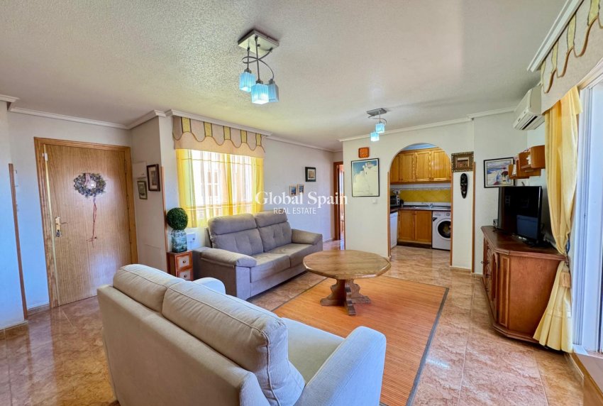 Resale - Penthouse -
TORREVIEJA - Centro