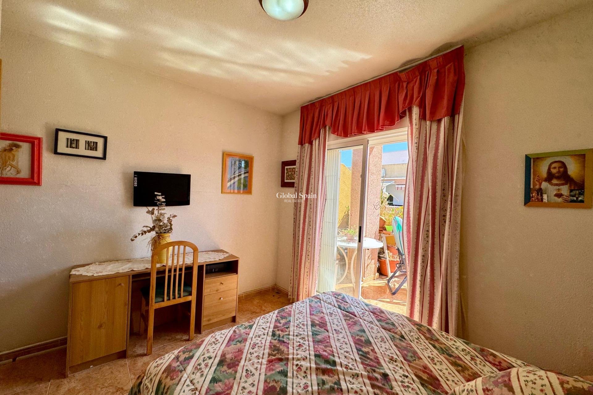 Resale - Penthouse -
TORREVIEJA - Centro