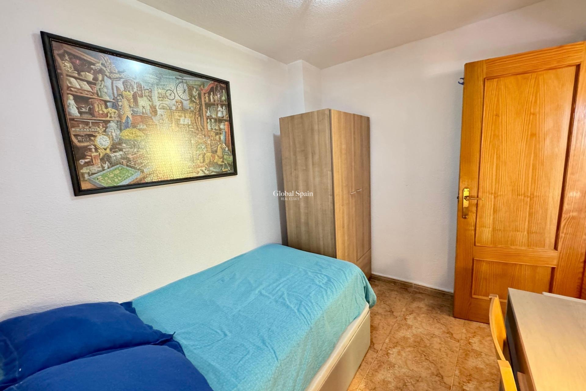 Resale - Penthouse -
TORREVIEJA - Centro