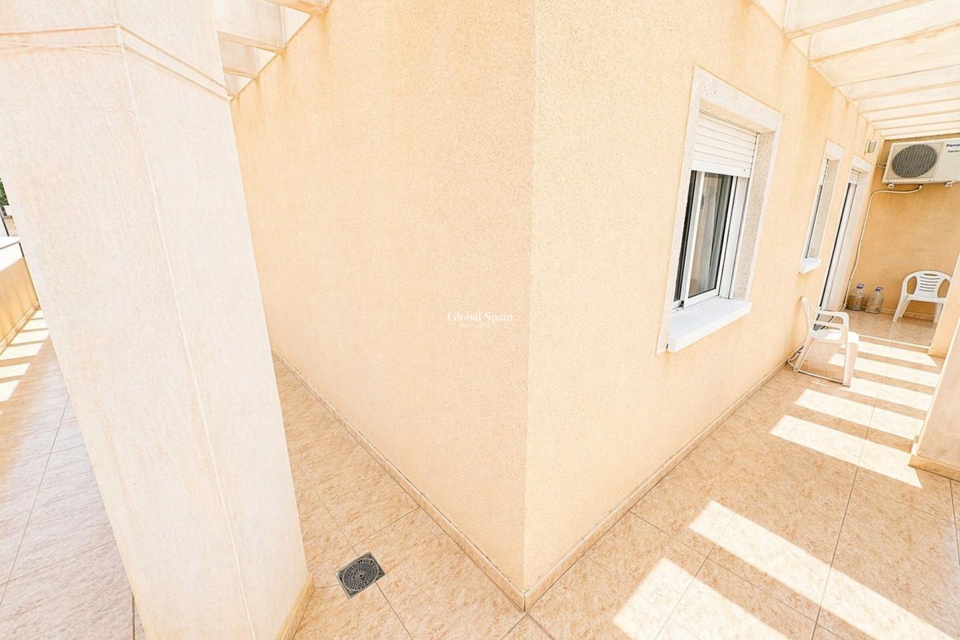 Resale - PENTHOUSE -
TORREVIEJA - Centro