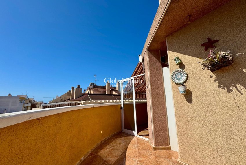 Resale - Penthouse -
TORREVIEJA - Centro