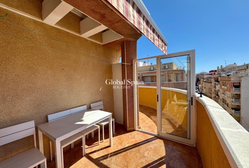 Resale - Penthouse -
TORREVIEJA - Centro