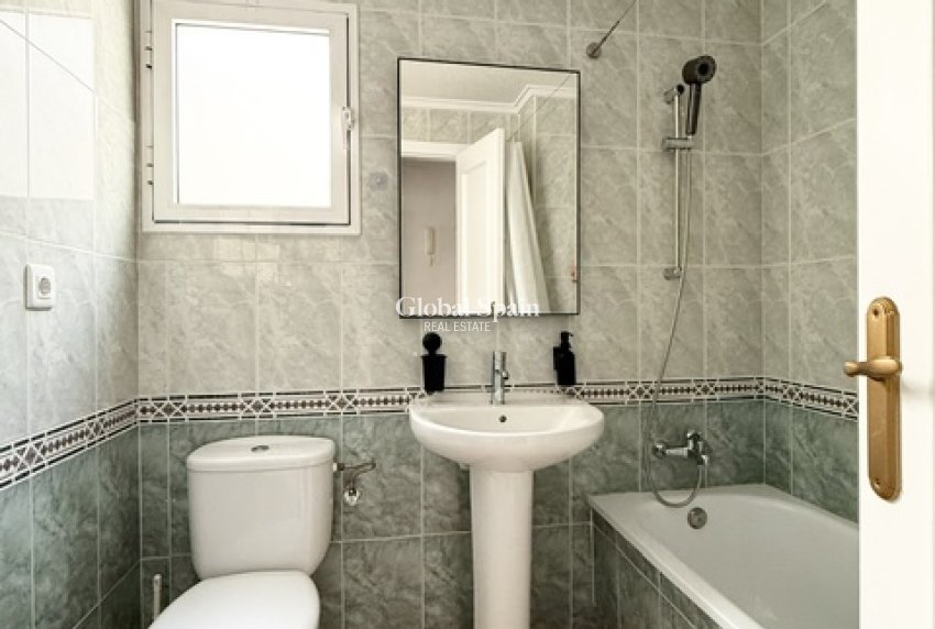 Resale - PENTHOUSE -
TORREVIEJA - Costa Blanca