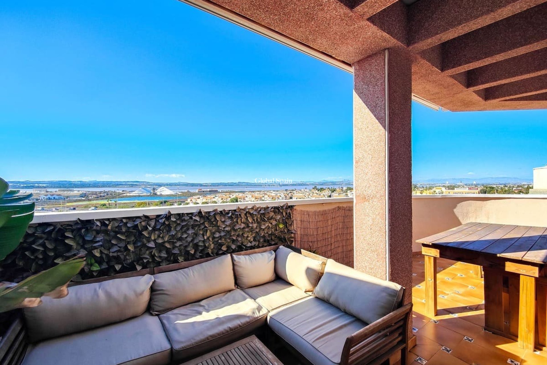 Resale - PENTHOUSE -
TORREVIEJA - Costa Blanca