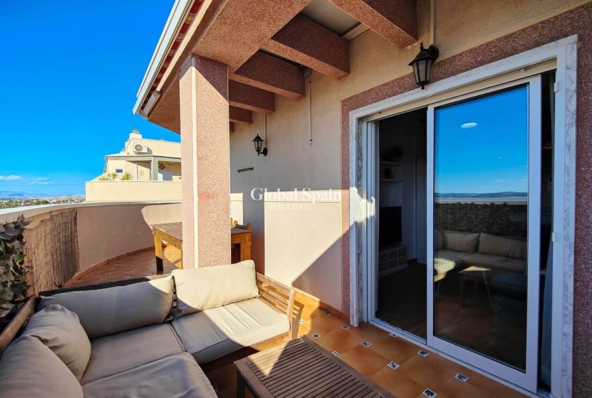 Resale - PENTHOUSE -
TORREVIEJA - Costa Blanca