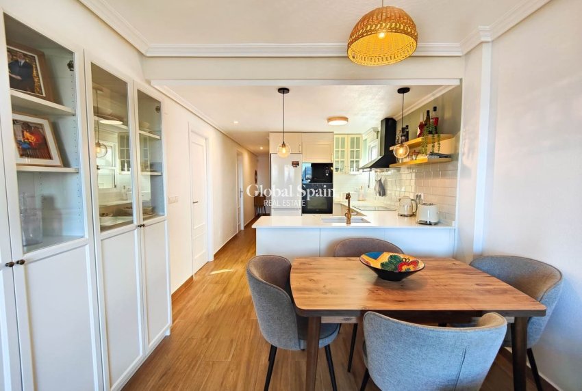 Resale - PENTHOUSE -
TORREVIEJA - Costa Blanca