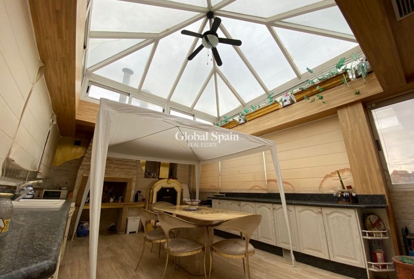 Resale - PENTHOUSE -
TORREVIEJA - Costa Blanca