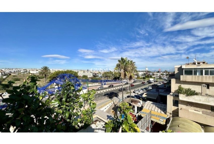 Resale - PENTHOUSE -
TORREVIEJA - Costa Blanca
