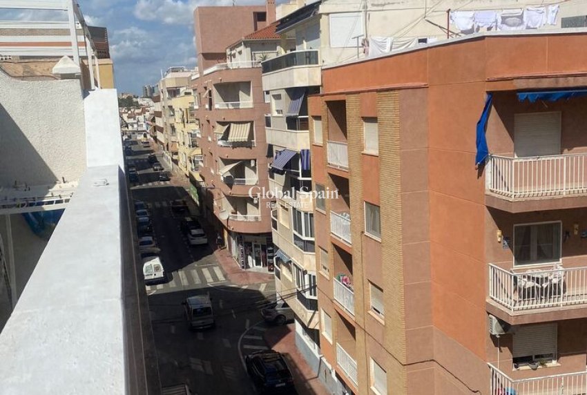 Resale - PENTHOUSE -
TORREVIEJA - Costa Blanca