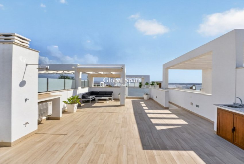 Resale - PENTHOUSE -
TORREVIEJA - Costa Blanca