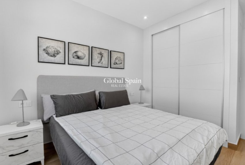 Resale - PENTHOUSE -
TORREVIEJA - Costa Blanca