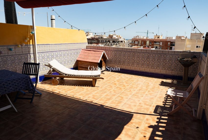 Resale - PENTHOUSE -
TORREVIEJA - Costa Blanca